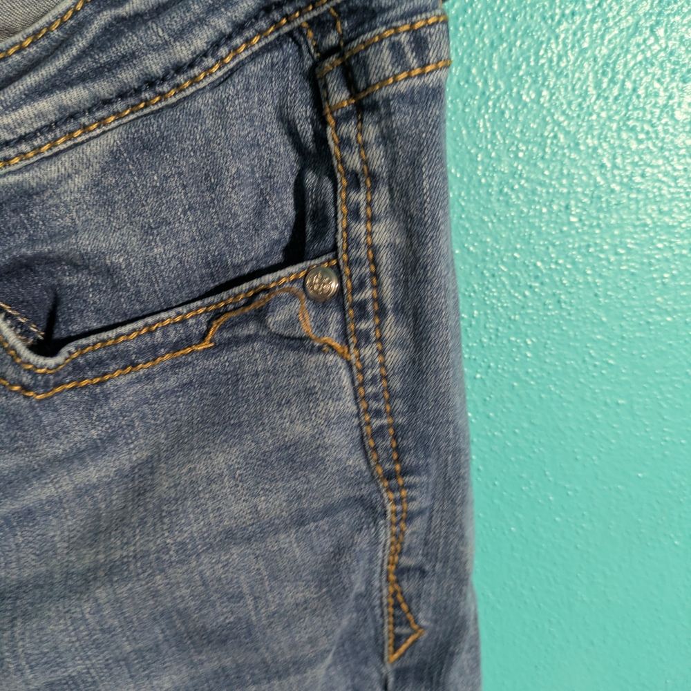 Grace High-Rise Distressed Skinny Jeans - Light Blue - Picture 9 of 12